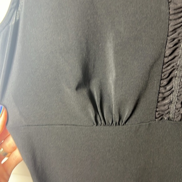 Worthington V-Neck Stretch Ruffle Top Size Large Black - Picture 6 of 8